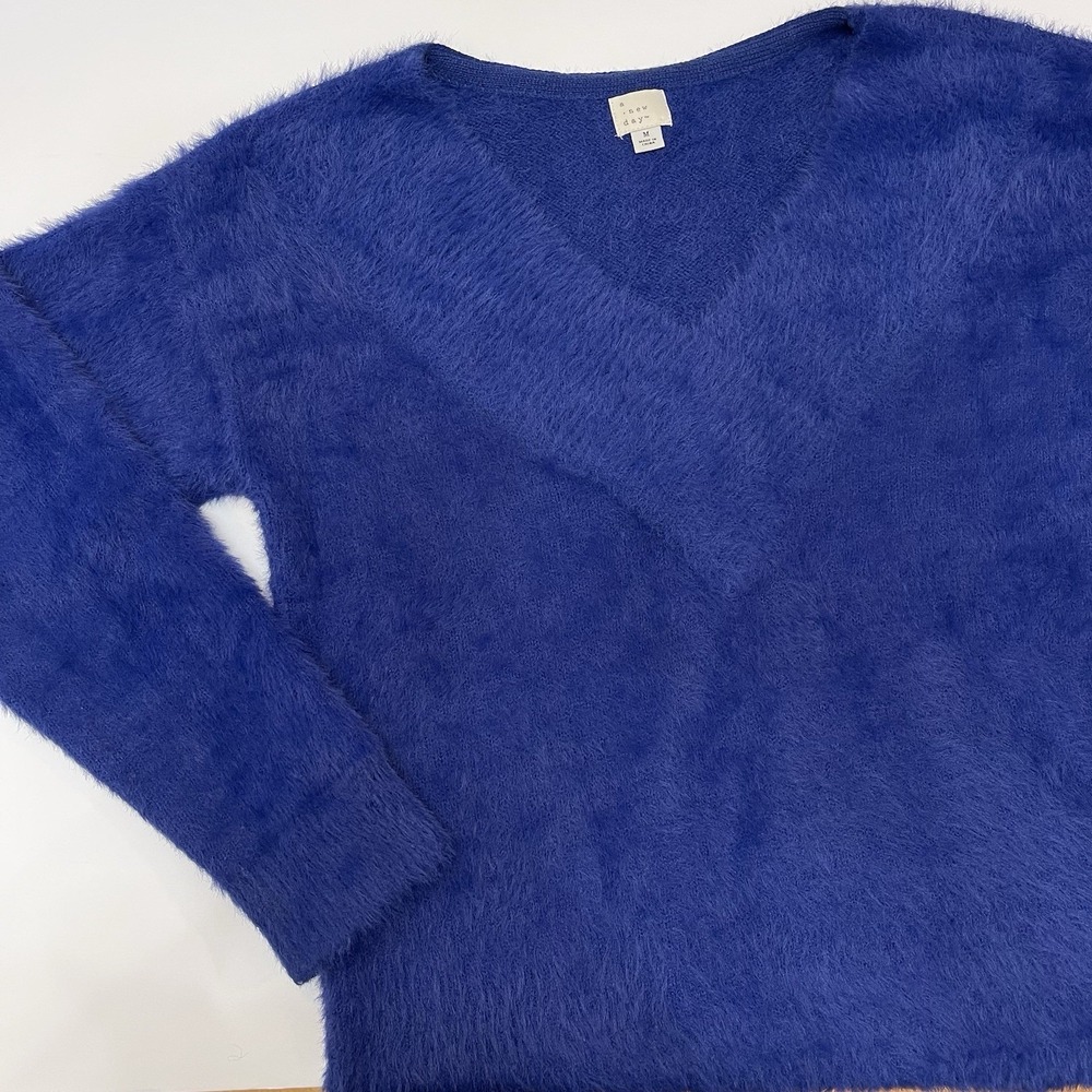 A New Day Y2K Fuzzy Blue Long Sleeve Sweater V Neck Medium